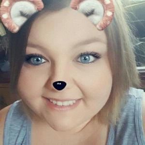 Meet your Posher, Carrie